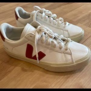 Veja white leather sneakers. Size US Women’s 7